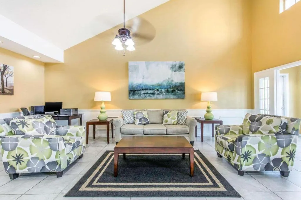 Quality Inn Bessemer I-20 exit 108