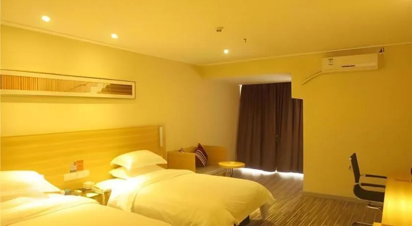 Bed in City Comfort Inn Huizhou Economic College Shuikou Huxi Avenue