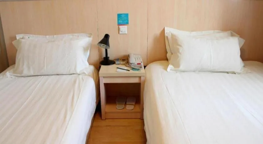 Bed in Jinjiang Inn Tianjin People's Hospital