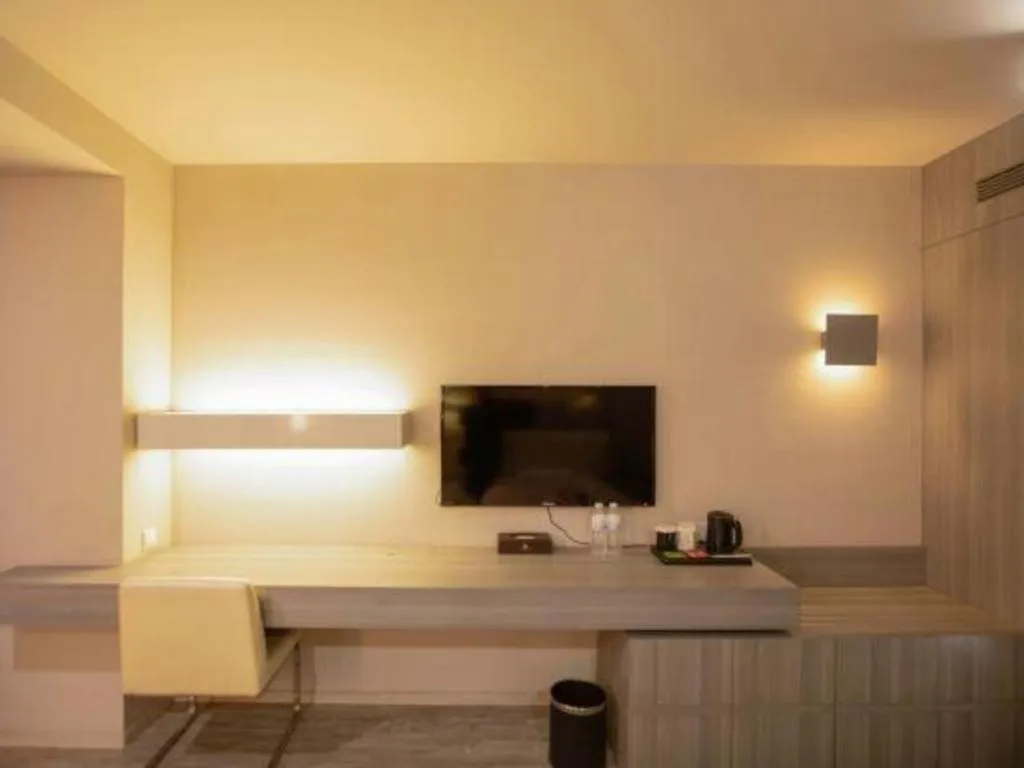 Jinjiang Metropolo Hotel - Qingdao Chengyang District Government