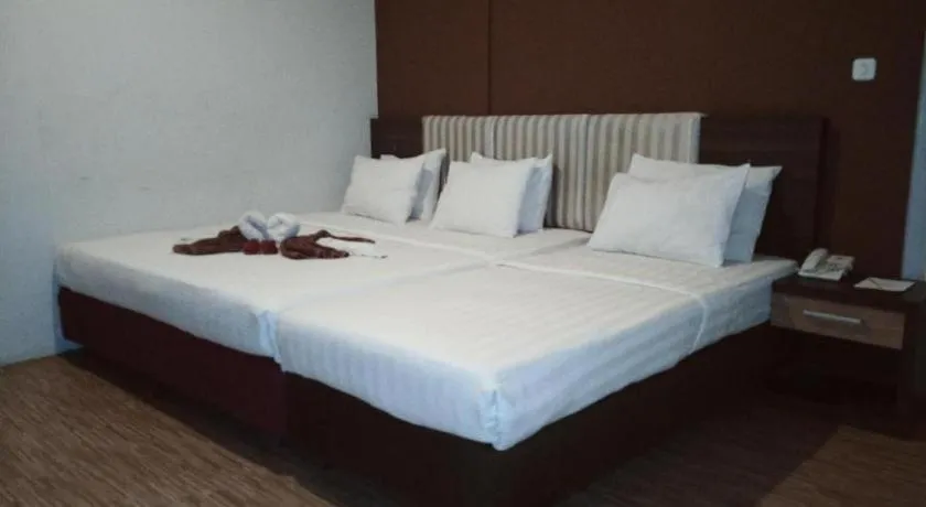 Bed in Hotel Pantes Semarang