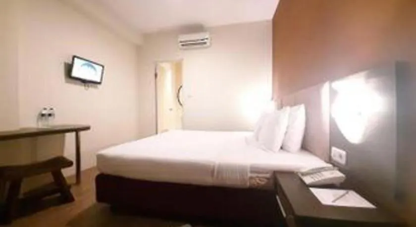 Bed in Hotel Pantes Semarang