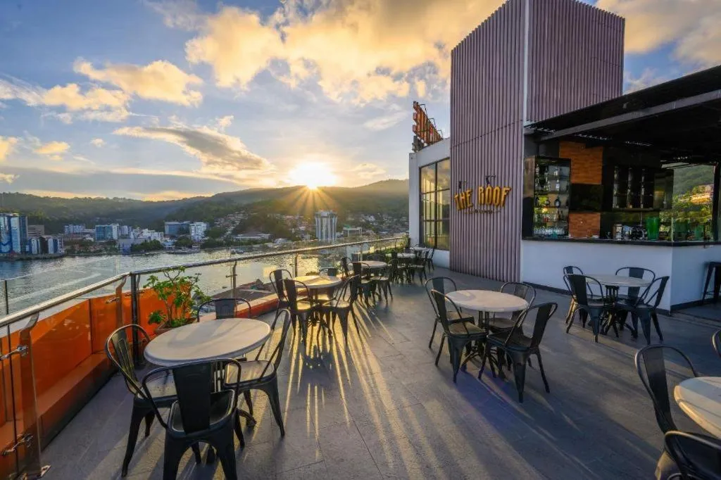 Front One Hotel Jayapura