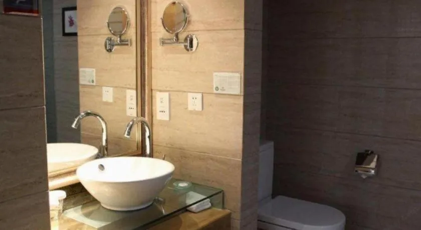 Pingyao Fengyan Jianguo Hotel