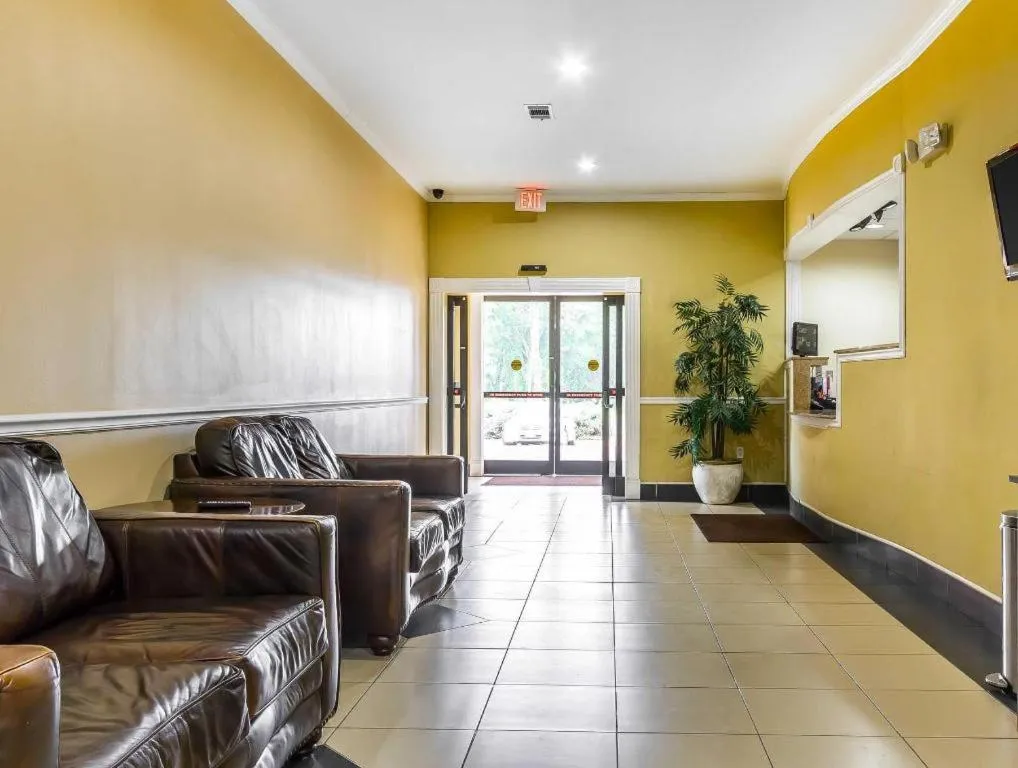 Econo Lodge Eutaw I-20