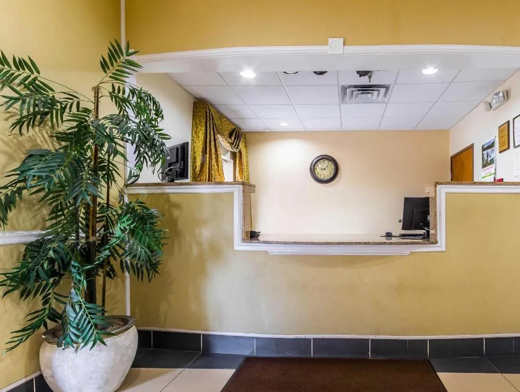 Econo Lodge Eutaw I-20