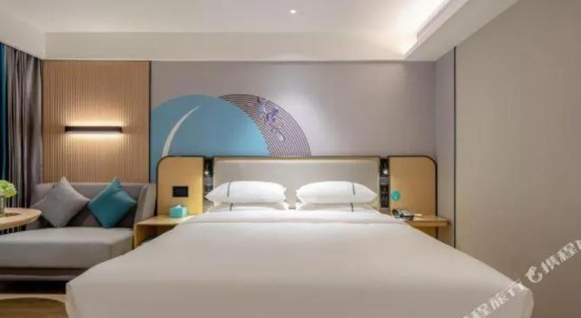 Bed in City Comfort Inn Guangzhou Baiyun Mountain