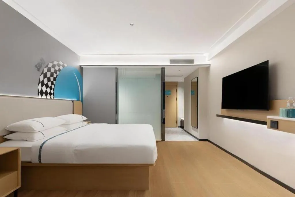 Bed in City Comfort Inn Guangzhou Baiyun Mountain