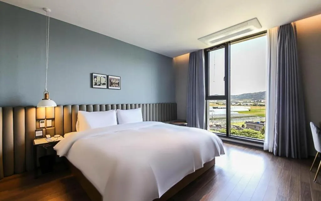 Bed in Gimhae Perfect Hotel