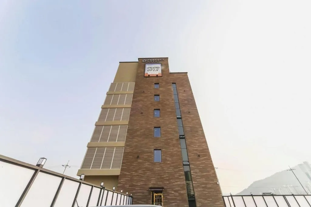 Gimhae Perfect Hotel