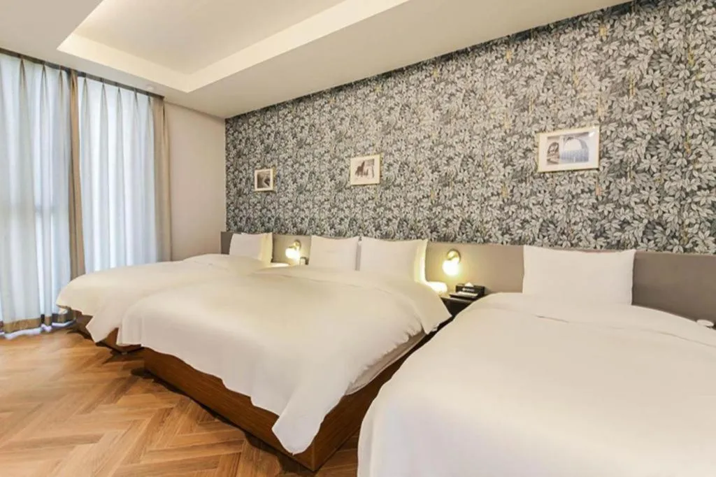 Bed in Gimhae Perfect Hotel