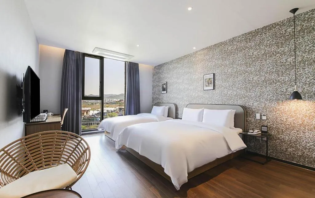 Bed in Gimhae Perfect Hotel