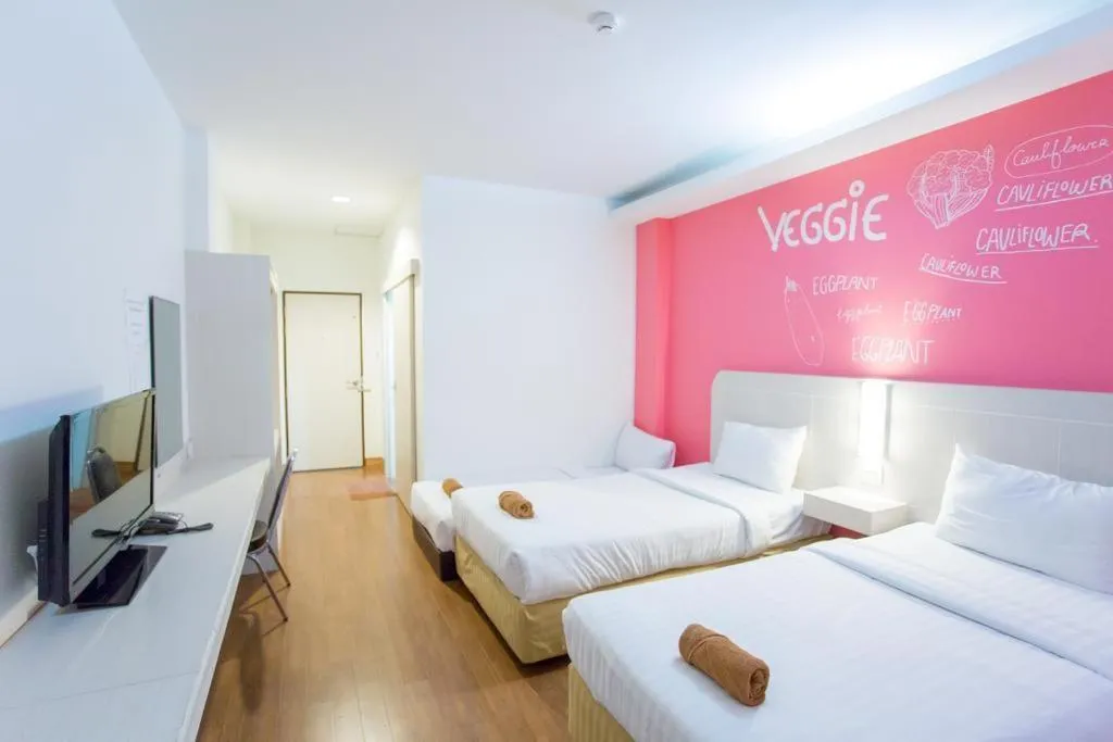 Bed in Silayok Grand Hotel