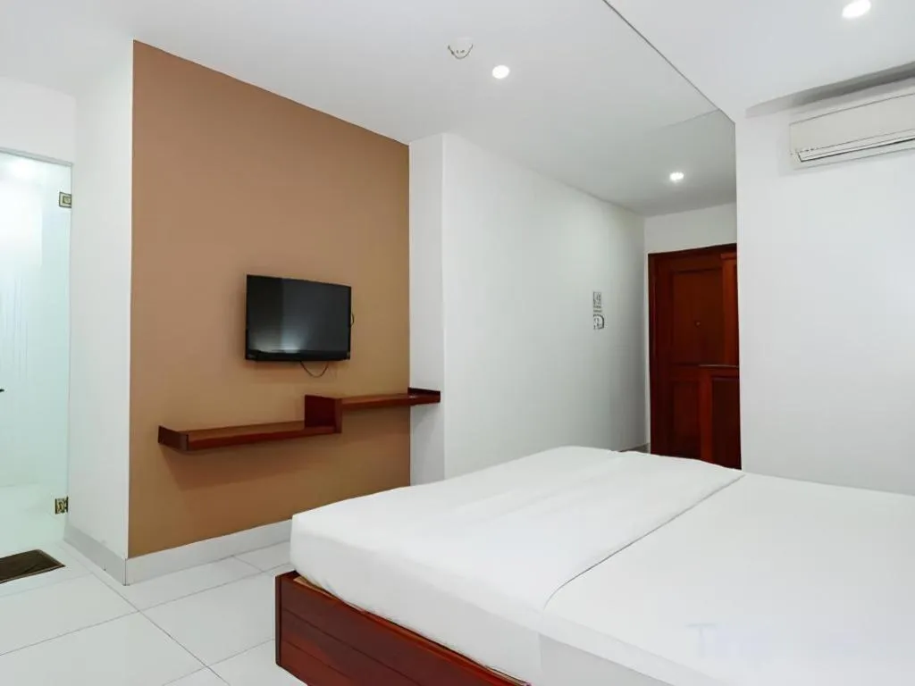 Bed in Mi Linh Hotel