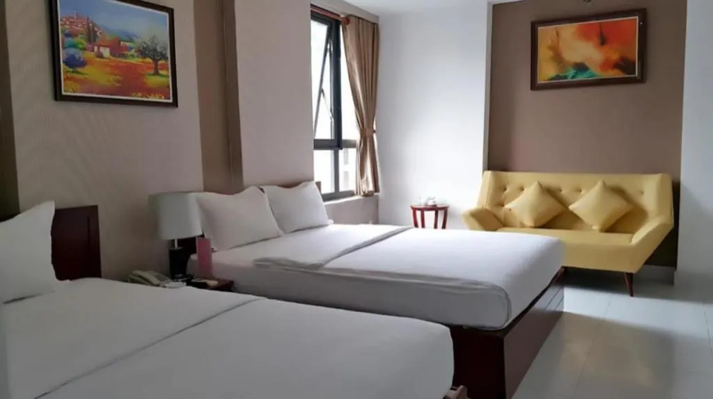 Bed in Mi Linh Hotel