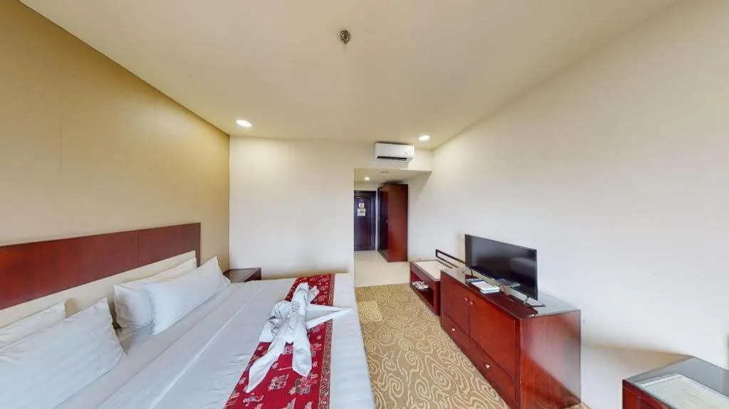 Bed in Narita Classic Hotel