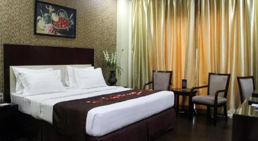 Bed in Narita Classic Hotel