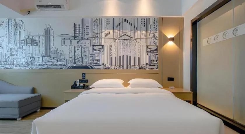 Bed in City Comfort Inn Nanning Railway Station Guangxi University