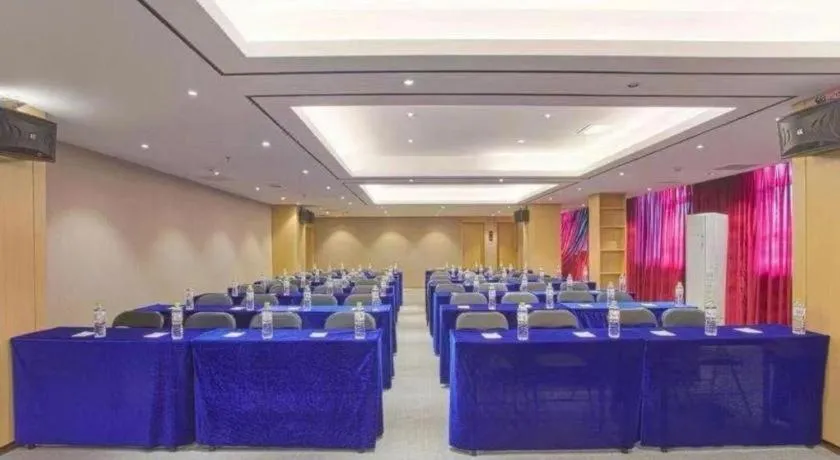 City Comfort Inn Nanning Railway Station Guangxi University