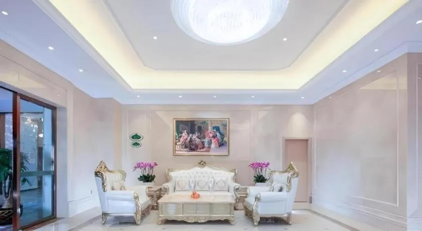 Vienna Hotel Yunnan Chunrong Street Qicai Yunan