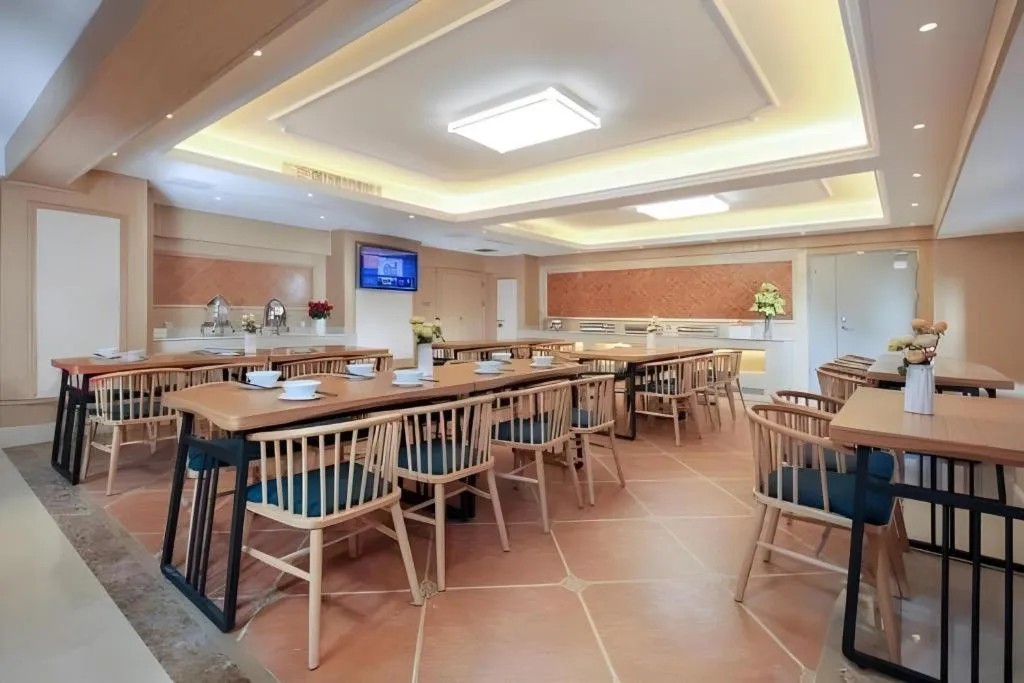 Vienna Hotel Yunnan Chunrong Street Qicai Yunan