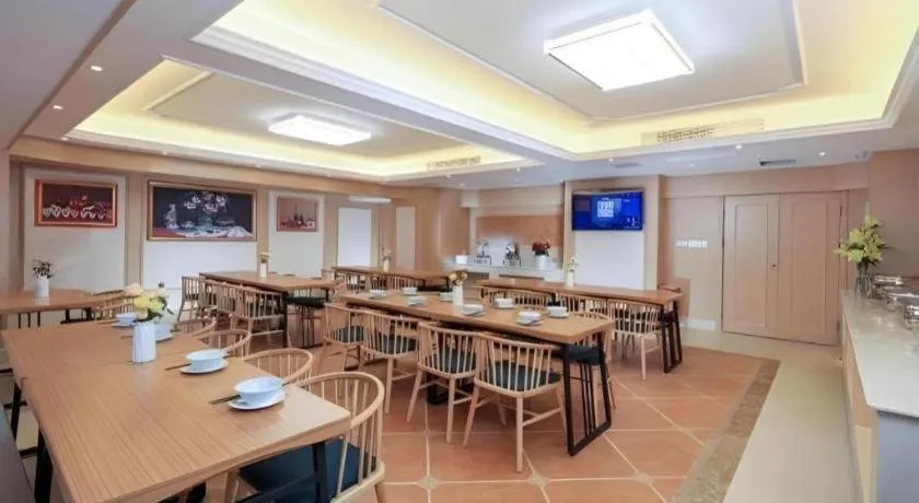 Vienna Hotel Yunnan Chunrong Street Qicai Yunan