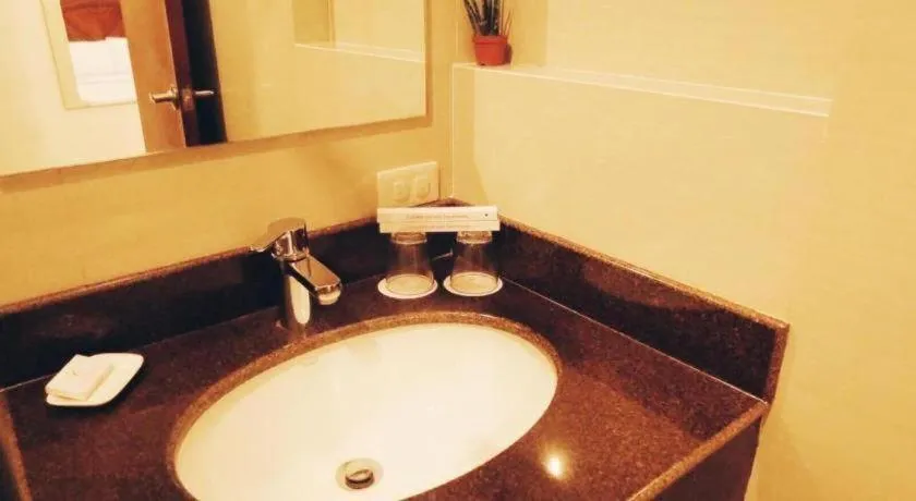 Country Chateau Hotel