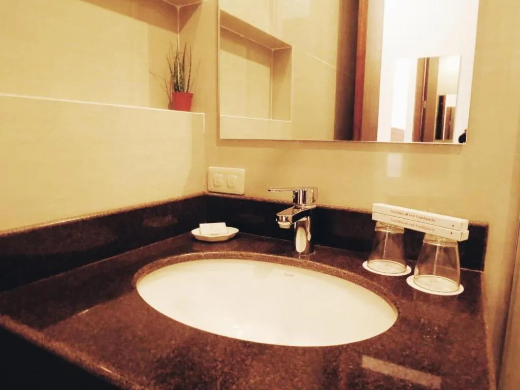 Country Chateau Hotel