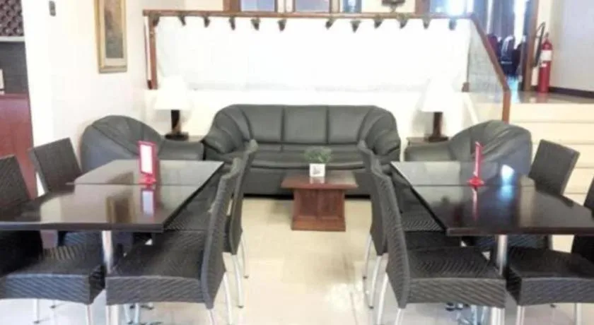 Country Chateau Hotel