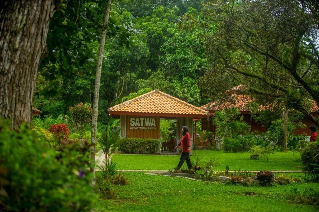 Satwa Elephant Eco Lodge