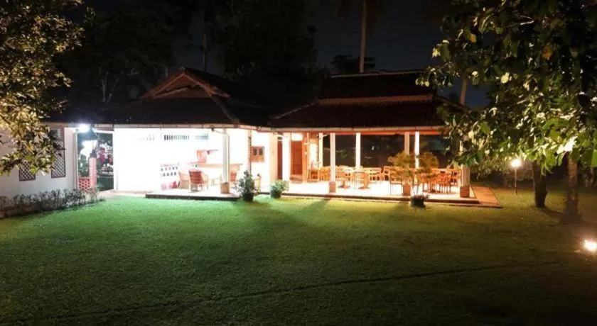 Satwa Elephant Eco Lodge