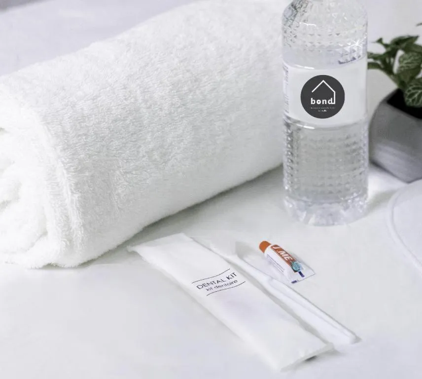 Bed in Capsule@Hive Bugis