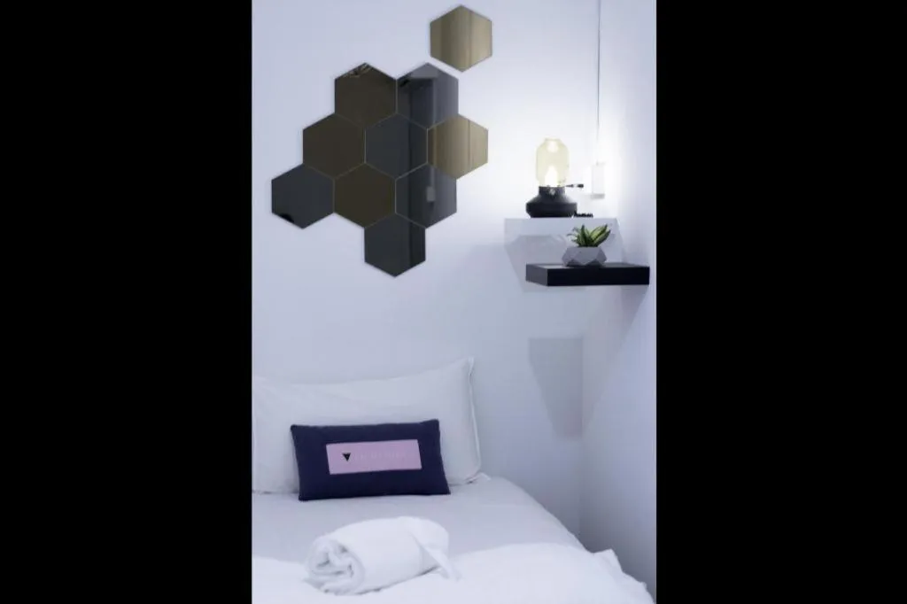 Bed in Capsule@Hive Bugis