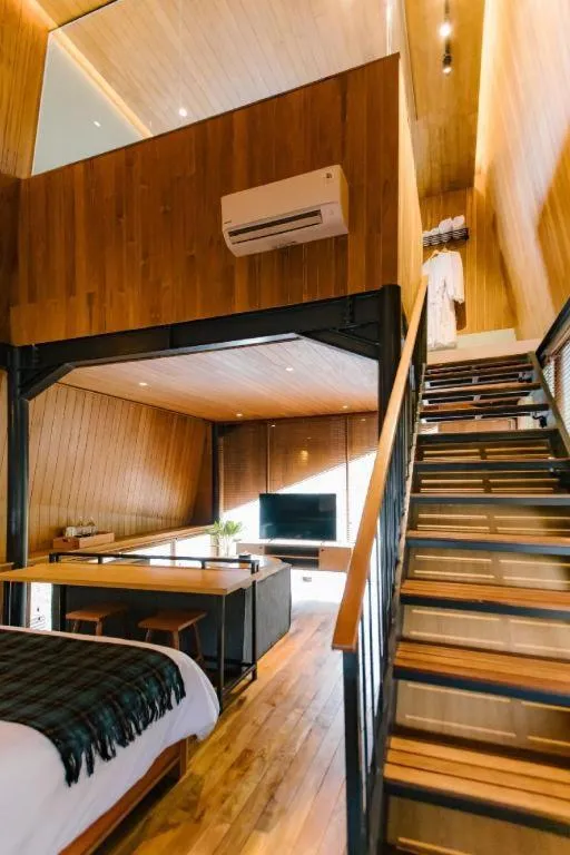 Blackbird Hotel Bandung