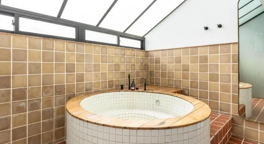 Blackbird Hotel Bandung