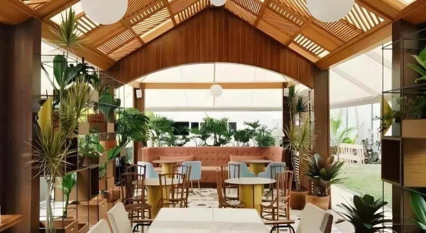 Blackbird Hotel Bandung