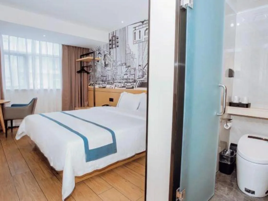 Bed in City Comfort Inn Sanya Sanya Bay Walking Street