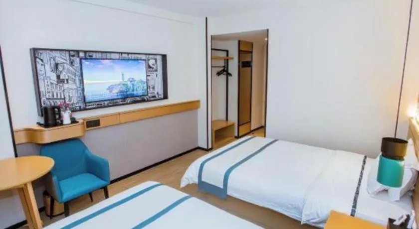 Bed in City Comfort Inn Sanya Sanya Bay Walking Street