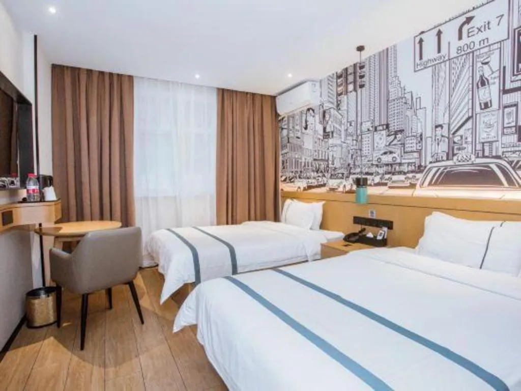 Bed in City Comfort Inn Sanya Sanya Bay Walking Street