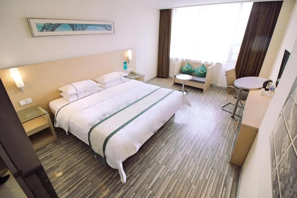 Bed in City Comfort Inn Wuhan Huangpu