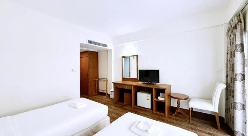 Bed in Paisiri Hotel