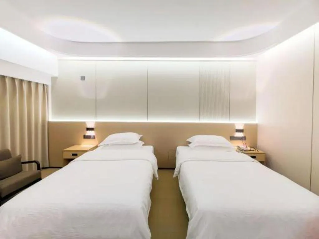 Bed in Noble Jasper Hotel Huizhou