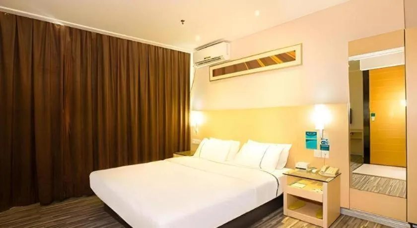 Bed in City Comfort Inn Guiping Xishan