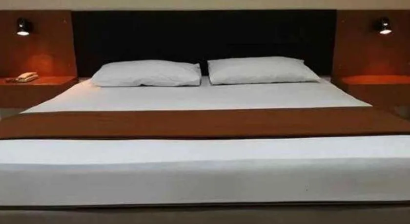 Bed in Hotel Augusta Jakarta