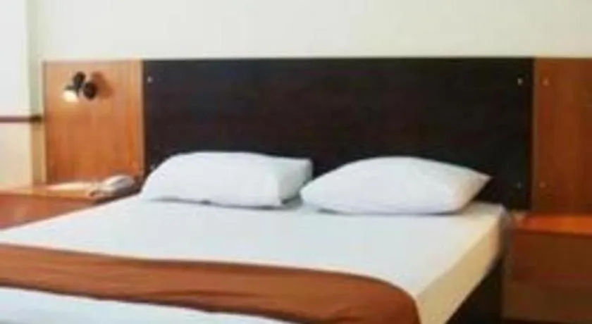 Bed in Hotel Augusta Jakarta