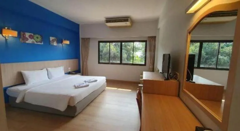 Bed in Bunjongburi Hotel