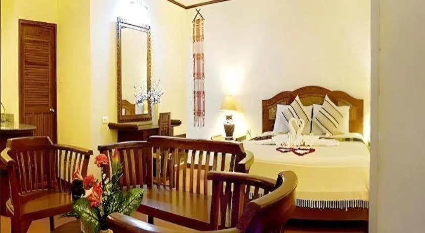 Bed in Phuphaya Resort Pattaya