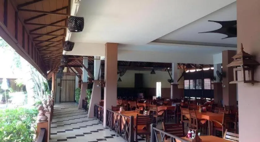 Phuphaya Resort Pattaya