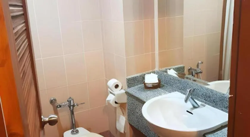 Phuphaya Resort Pattaya