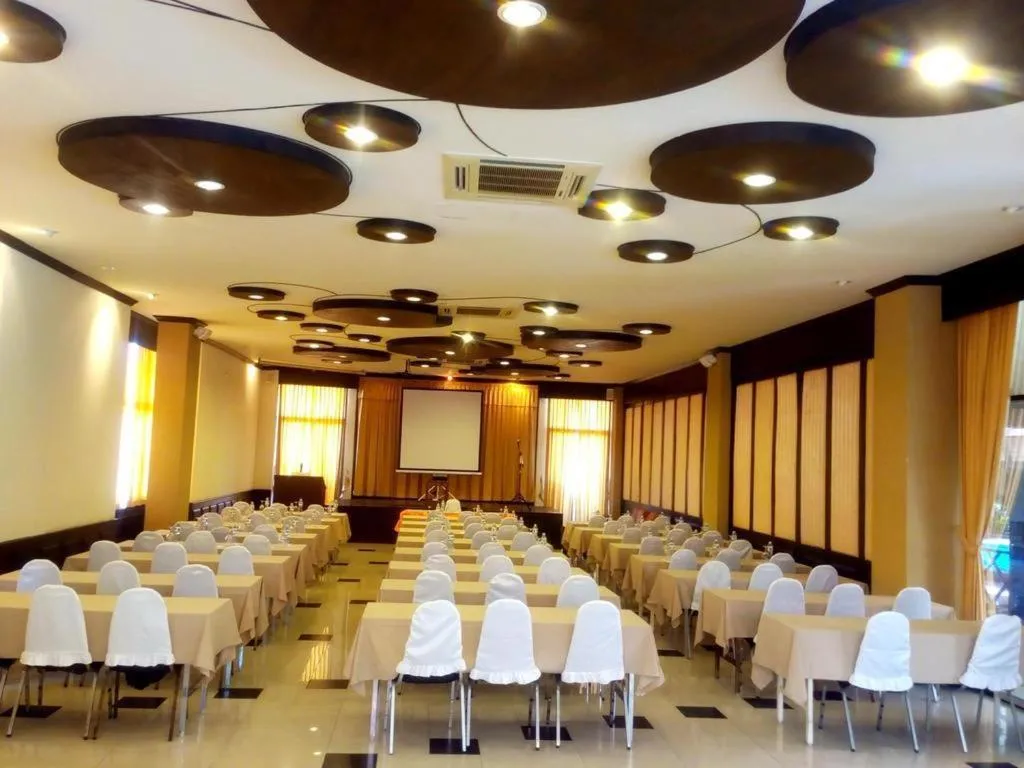 Phuphaya Resort Pattaya